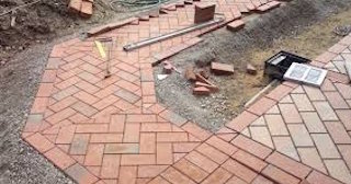 Укладка тротуарной плитки в Белорецке в октябре