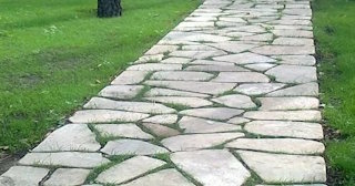 Профессиональная укладка камня на дорожки в Белорецке в октябре