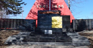 Профессиональное благоустройство памятников в Белорецке в октябре